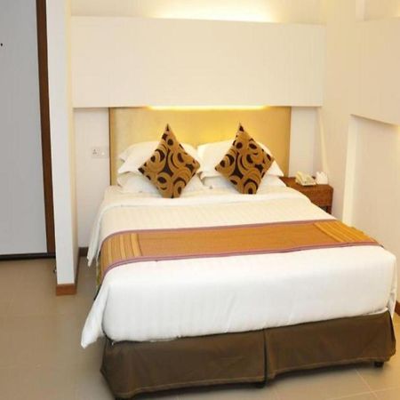The Rgn City Lodge Yangon Exteriör bild