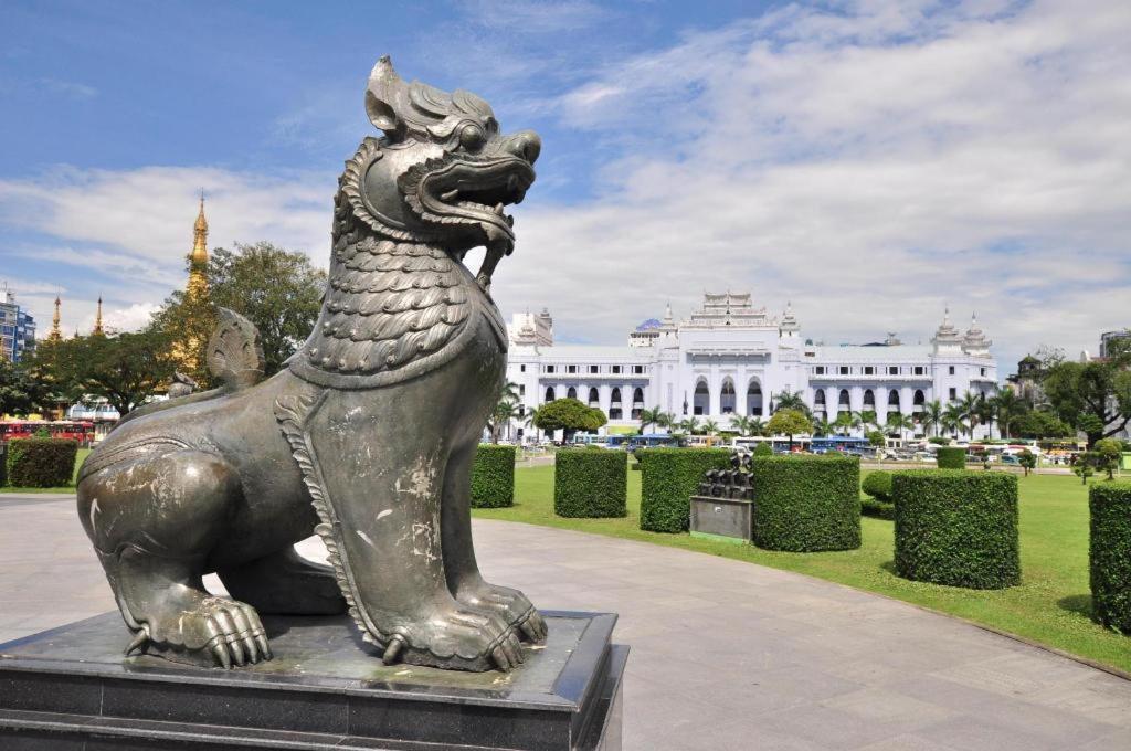 The Rgn City Lodge Yangon Exteriör bild