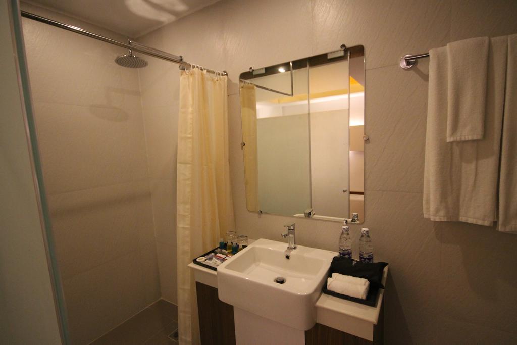 The Rgn City Lodge Yangon Rum bild
