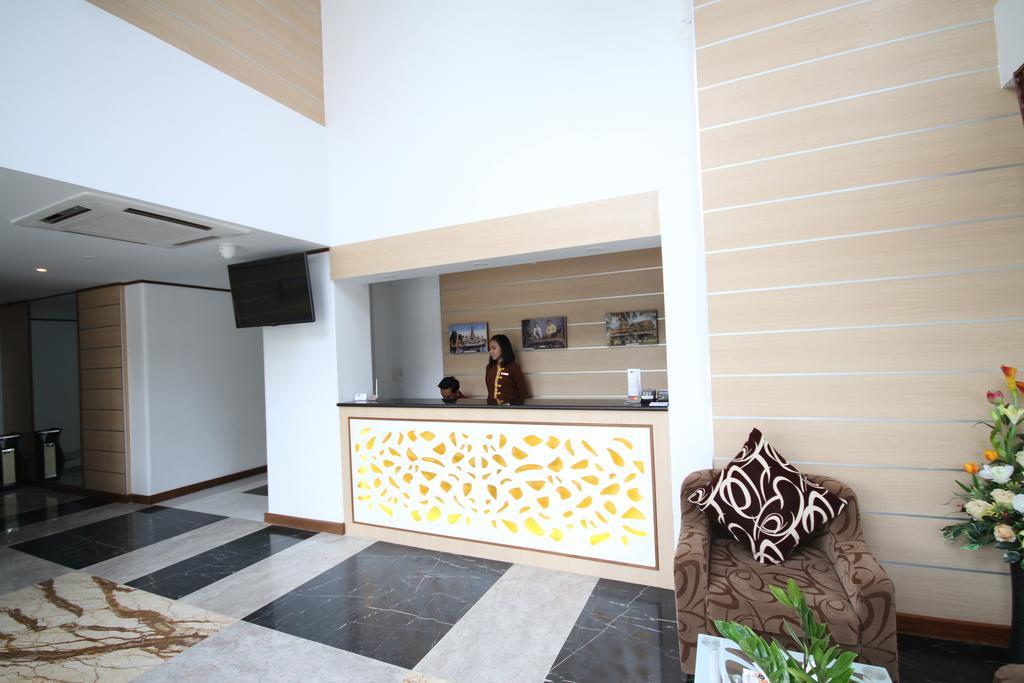 The Rgn City Lodge Yangon Exteriör bild